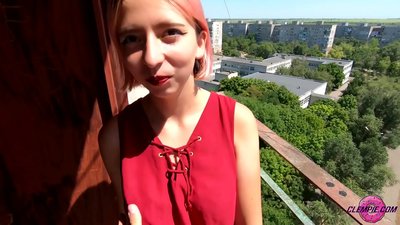 Maikutlo a Seithuti a Anya Motho eo a sa Mo tsebeng Kantle ho Naha - Ho mo Komela Sefahlehong